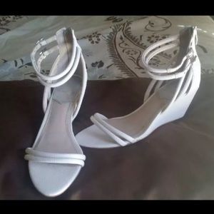 Wedges Vince Camuto